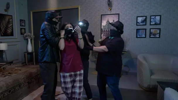 Apurva Gets Kidnapped