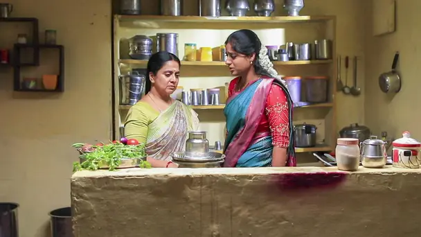 Indhu Breaks Down in Anguish