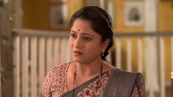 Aparna Complains about Apurva
