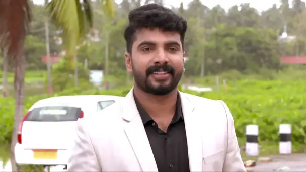 Kalyan Runs into Seetha