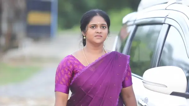 Tamizhselvi Asserts Her Dignity