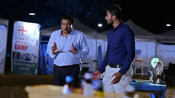 Akhil Advises Parandhamaiah