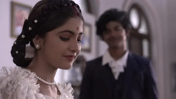 Manik and Kamala's Joyful Moment