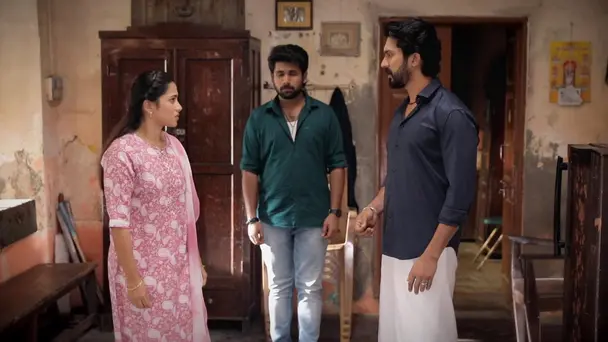 Nila Storms at Chozhan