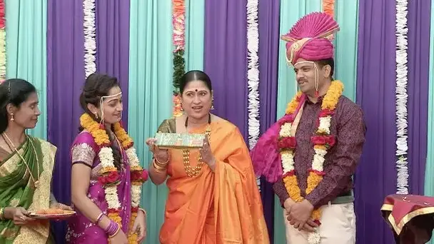 The victorious couple