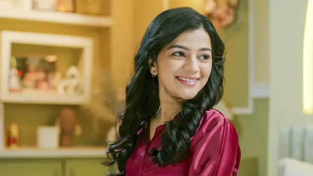 Meet Lonely and Rebellious Sakhi