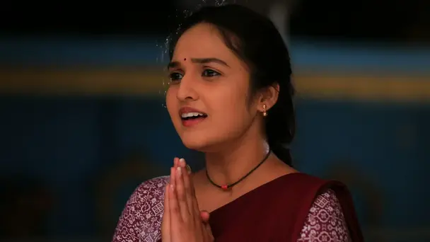 Pallavi decides to tell the truth to Seetharam