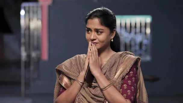 Kaveri Begs Saradha to Return