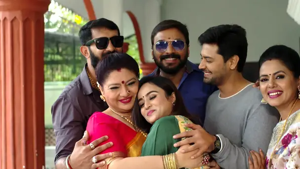 Indira Ends the Conflicts