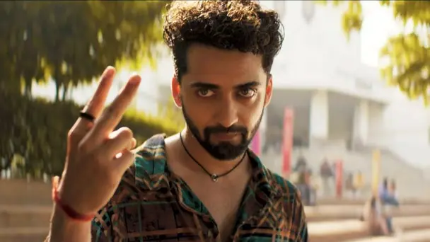 Lekar Hum Deewana Dil