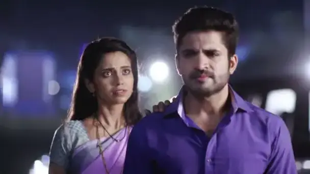 Is Akshay falling into a trap?