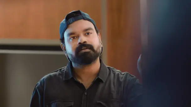 Jewel Surprises Riya