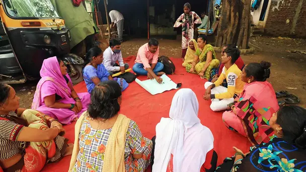 Mumbai: Living on the Fringes