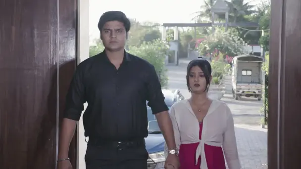 Krish Brings Kiara Home