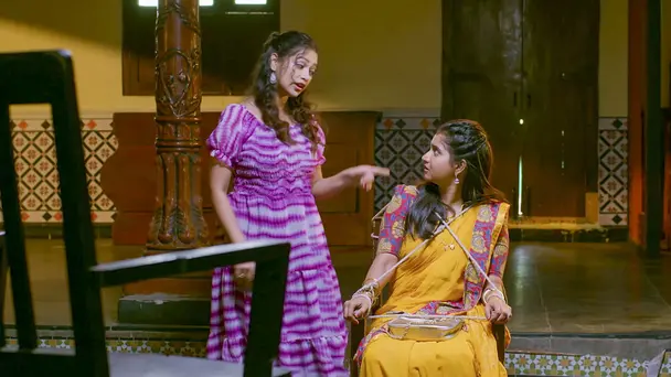 Aishwarya Abducts Indu