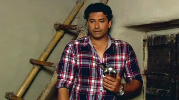 Arijit Is Held Captive!