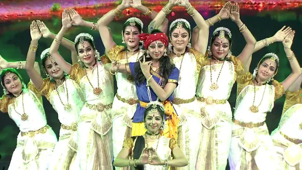 Lord Krishna's Vishwaroopa!