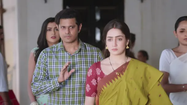 Shalini Rescues Shivprasad