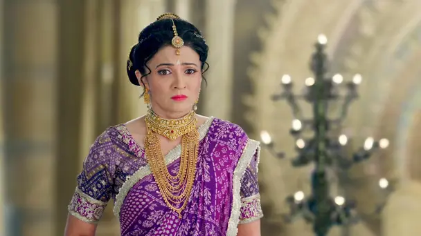 Devi Sanjna Covers Her Tracks