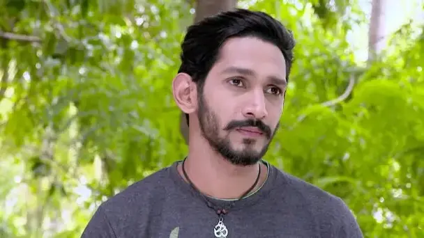 Bharani refuses to marry Divya