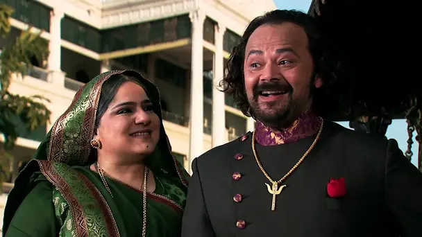 Padmini reaches on a film set