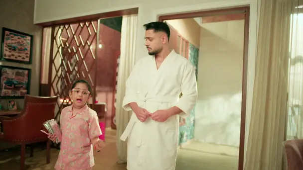 Vikrant Tries to Bond with Dua
