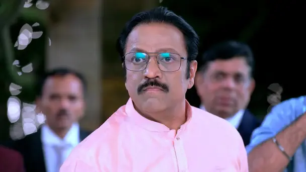 Satyajit slaps Pradyumna