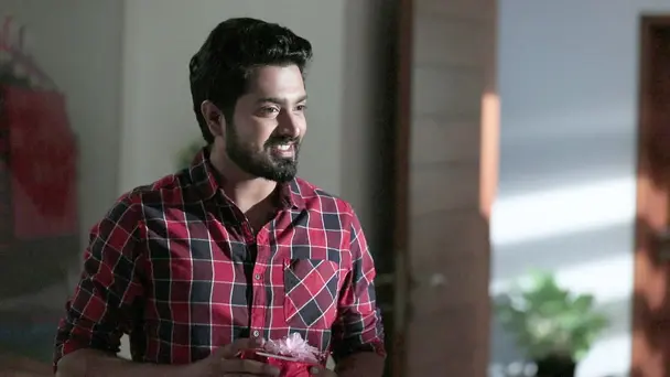 Raman surprises Aradhana!
