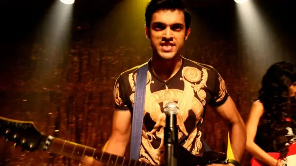 Nandini and Navya meet FAB5