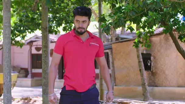 Vallabha Assaults Srikanta