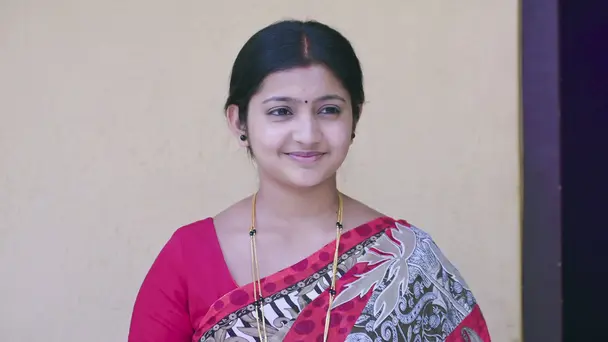 Vidya Embraces Motherhood