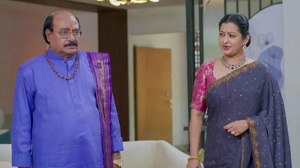 Malini Reprimands Dakshinamurthy