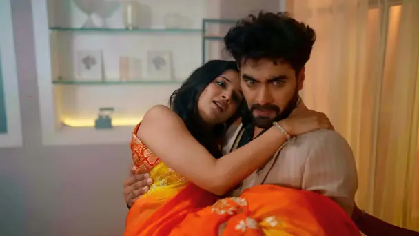 Armaan Rescues Abhira