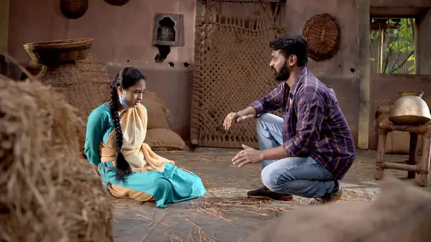 Gauri Falls for Deception!