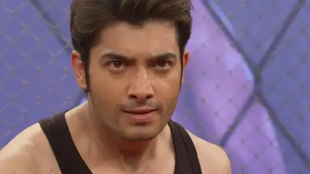 Rishi comes to Mano's rescue