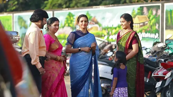 Lakshmi Saves Chellamma