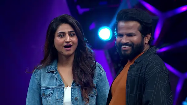 Hyper Aadi, Varshini on the Show