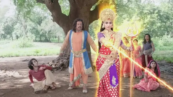 Ma Vaishnavi Saves Devendra's Life