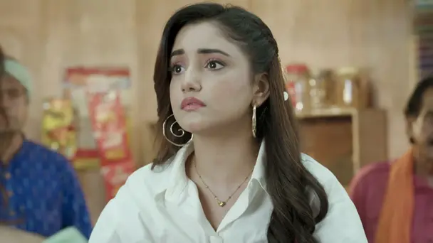 Aadhya persuades Shivaay