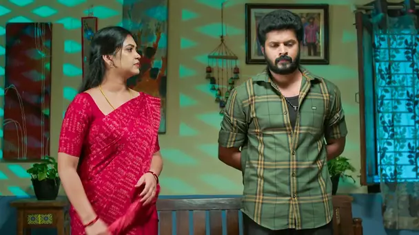 Meena Fumes at Balu