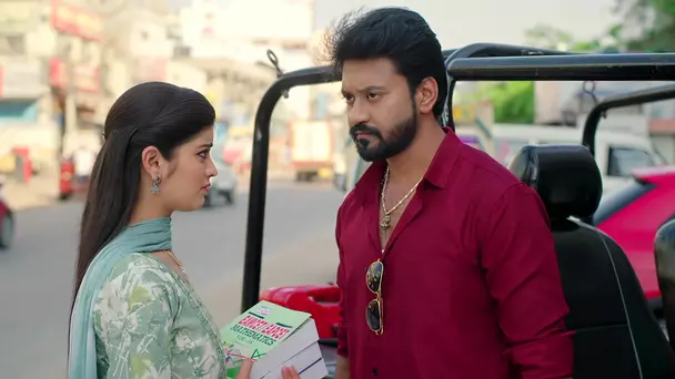 Bhanumathi Seeks Pardhu's Help