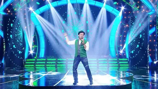 Participants Perform A Romantic Theme.