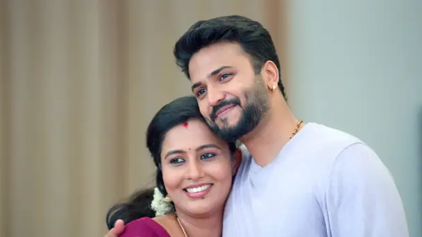 Sangam, Girija Reunites