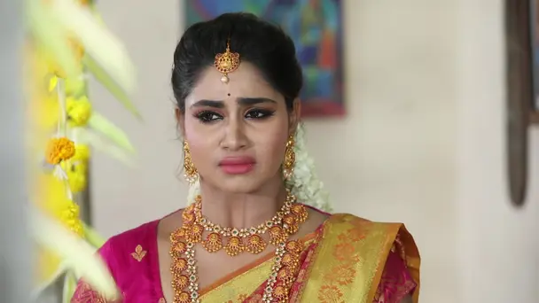 Meenatchi in Grief