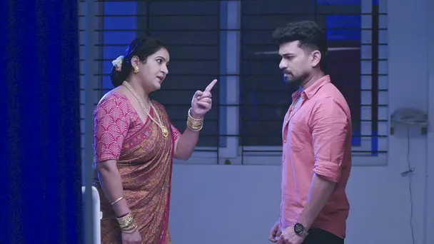 Eshwari Drives Subhash Out