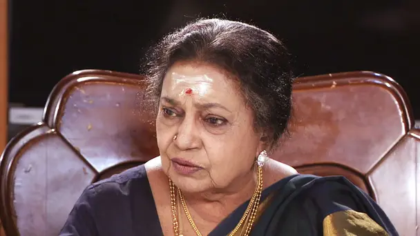 Muthashi Wants Meera Out