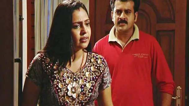 Mahesh Slaps Amala