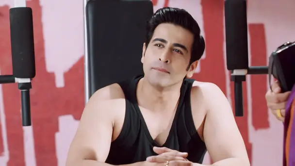 Suyash Falls for Phalguni