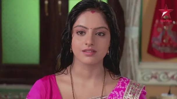 Rashes on Meenakshi's Face