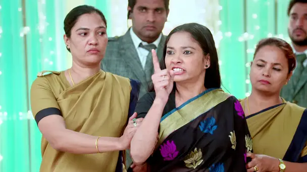 Gayatri Accuses Tej, Shakti